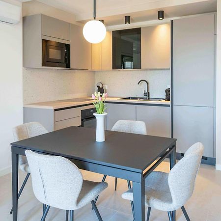 Sea View Apartment Gin Brela Luaran gambar