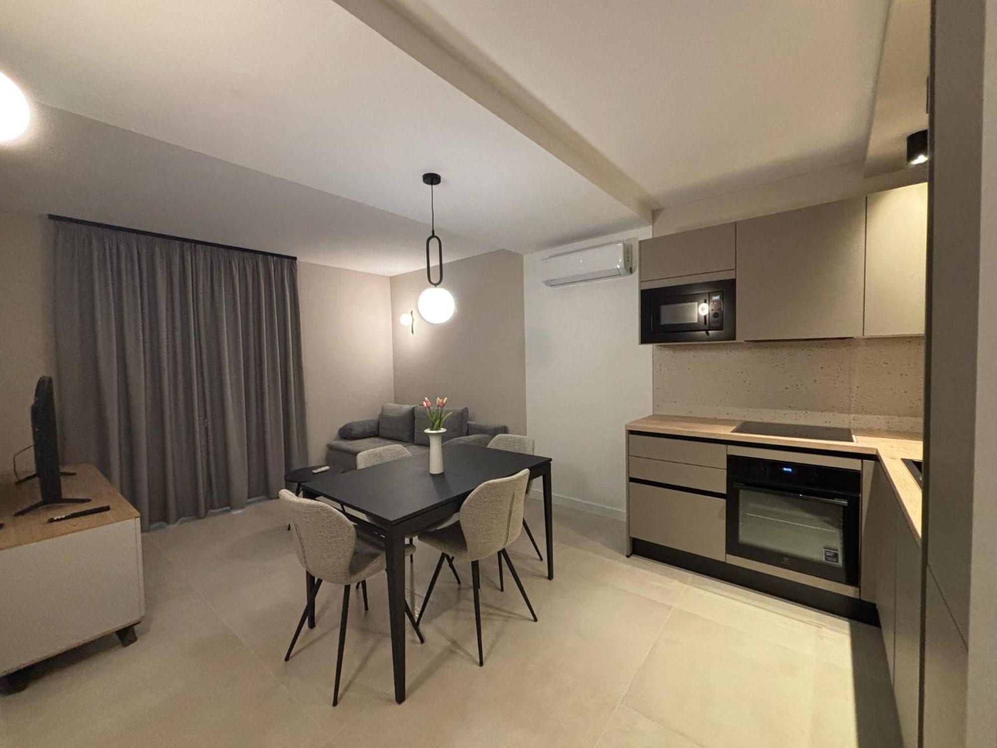 Sea View Apartment Gin Brela Luaran gambar