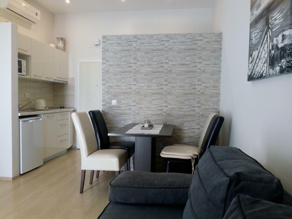 Sea View Apartment Gin Brela Luaran gambar